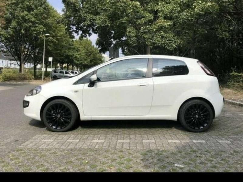 Occasion Fiat Punto Dynamic 77 PK (56 kW) 2011 MPV