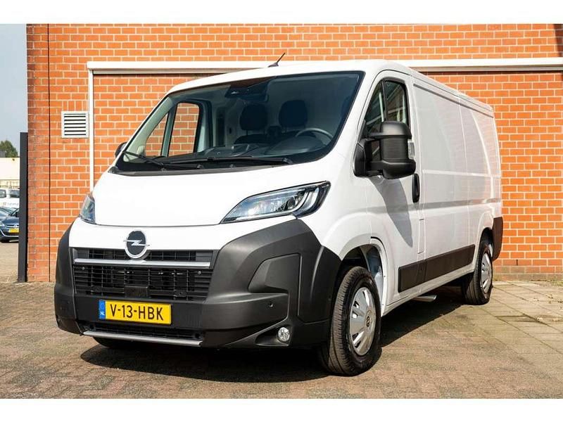 Wit Gebruikt 2024 Opel Movano S Van | € 21.450 (Super prijs) - Afbeelding 1/4