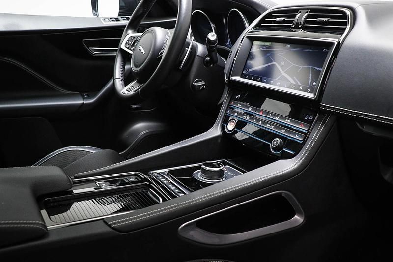 Occasion Jaguar F-Pace Portfolio 2019 Zwart SUV