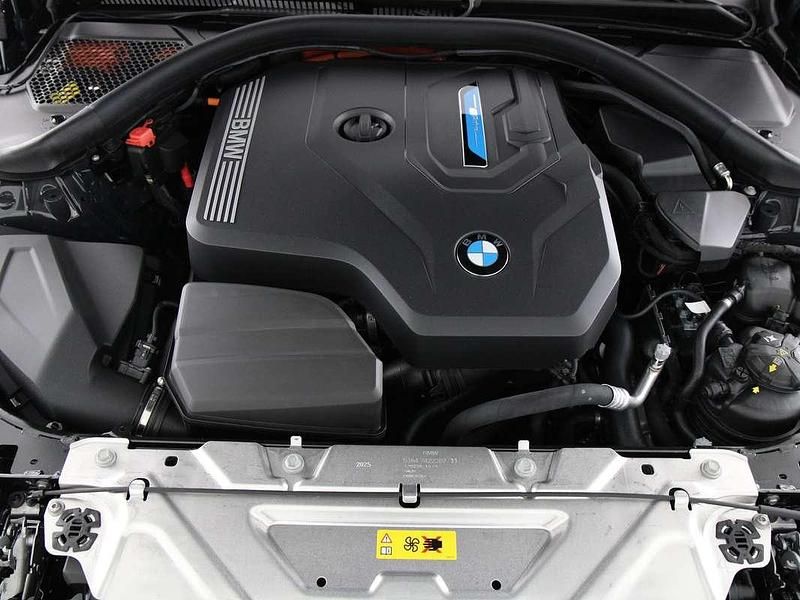 Occasion BMW 330e M Sport 292 PK (214 kW) 2025 Grijs Stationwagen