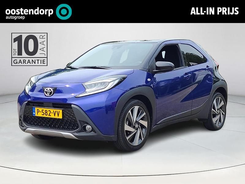 Blauw Gebruikt 2022 Toyota Aygo X Envy SUV | € 17.350 - Afbeelding 1/4