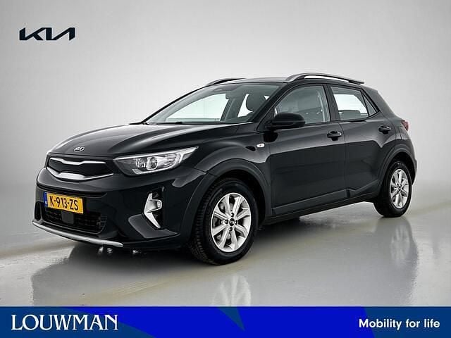 Zwart Gebruikt 2021 Kia Stonic SUV | € 13.945 (Eerlijke prijs) - Afbeelding 1/3