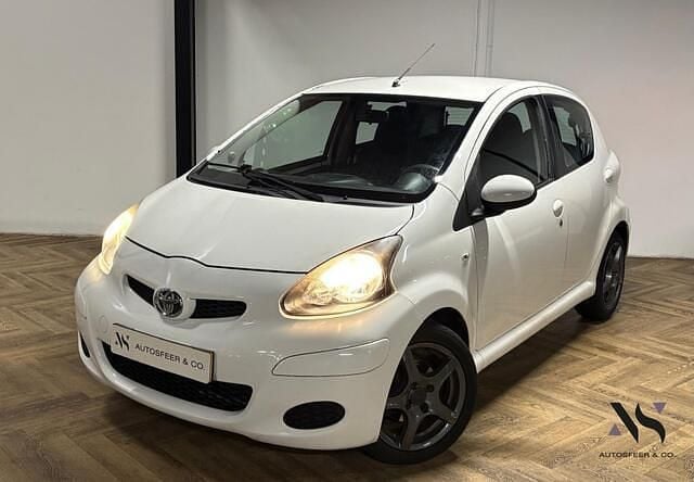 Occasion Toyota Aygo Comfort 68 PK (50 kW) 2010 Wit Hatchback