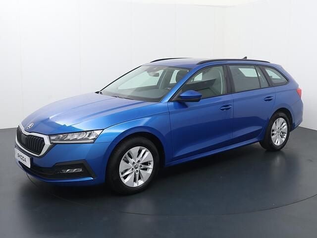 Blauw Occasion 2024 Skoda Octavia Ambition Stationwagen | € 23.840 (Goede deal) - Afbeelding 1/4