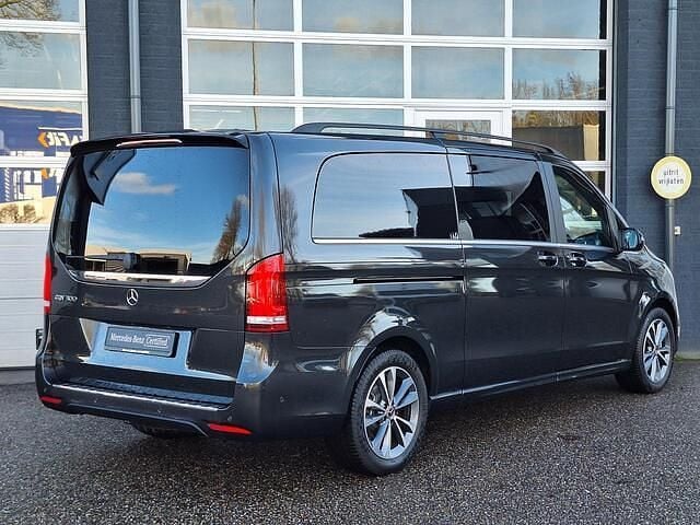 Occasion Mercedes EQV300 150 kW (204 PK) 2024 Grijs (metallic) Van