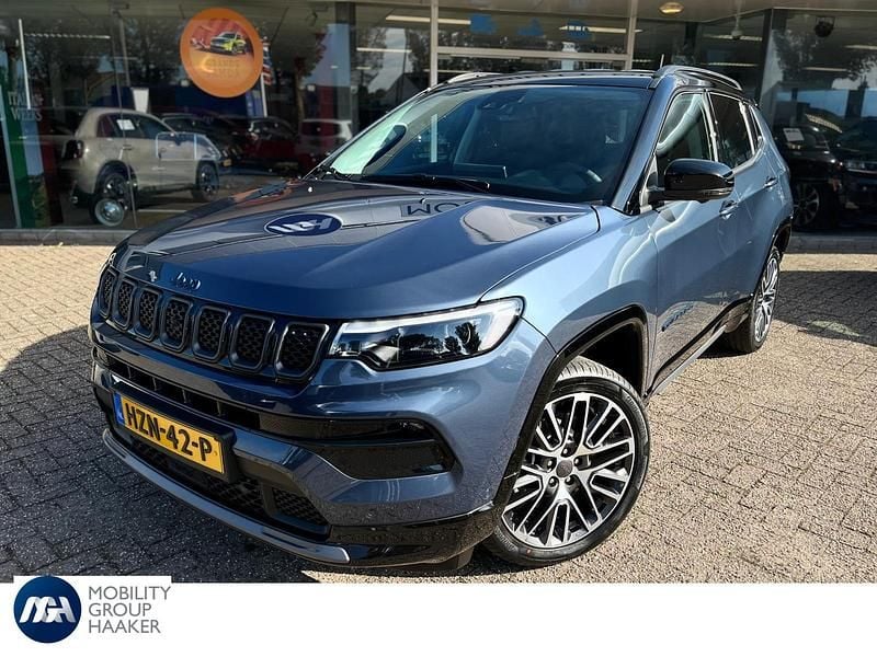 Blauw Nieuw 2025 Jeep Compass Summit SUV | € 42.900 (Duur) - Afbeelding 1/4