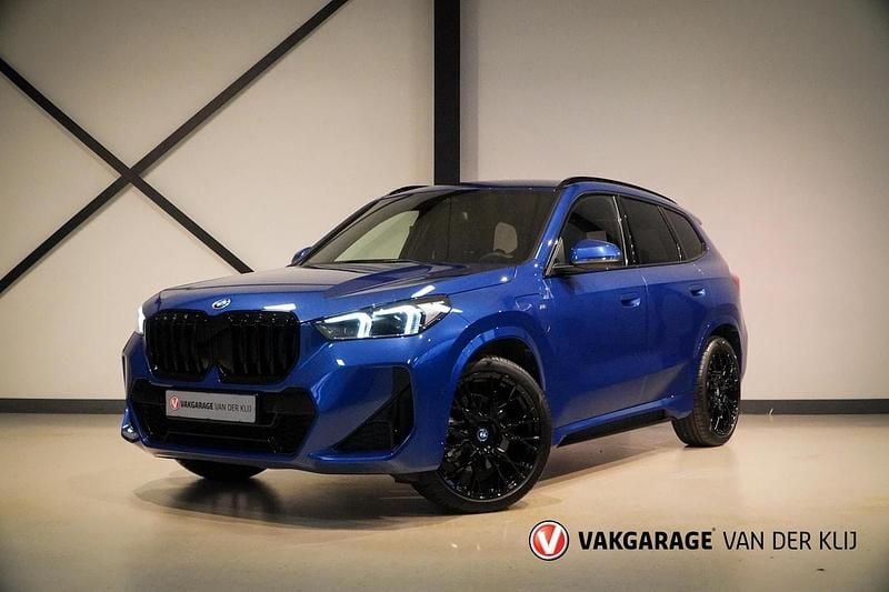 Blauw Gebruikt 2024 BMW X1 M Sport SUV | € 52.950 (Eerlijke prijs) - Afbeelding 1/4