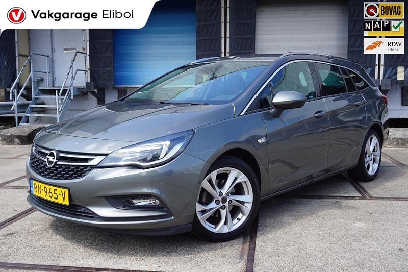 Grijs Gebruikt 2018 Opel Astra Innovation Stationwagen | € 8.995 (Eerlijke prijs) - Afbeelding 1/4
