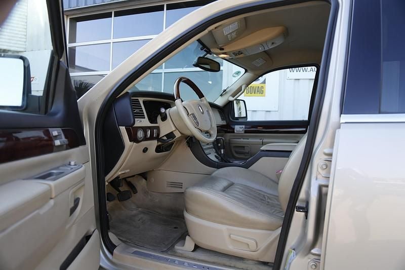Occasion Lincoln Aviator 306 PK (225 kW) 2007 Beige SUV