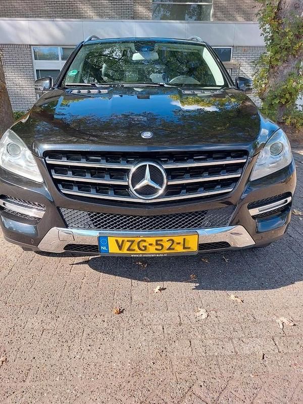 Gebruikt 2012 Mercedes ML350 SUV | € 17.500 (Super prijs) - Afbeelding 1/4