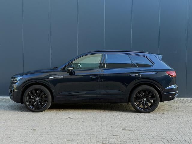 Occasion VW Touareg R-line 462 PK (339 kW) 2020 Blauw SUV