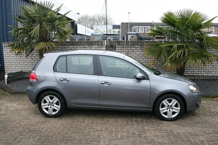 Occasion VW Golf VI Trendline 122 PK (89 kW) 2009 Grijs (metallic) Hatchback