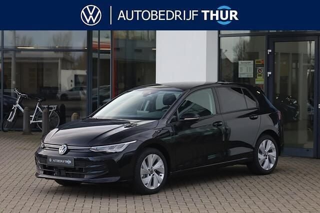 Zwart Gebruikt 2025 VW Golf VIII Pro Hatchback | € 36.950 (Eerlijke prijs) - Afbeelding 1/4