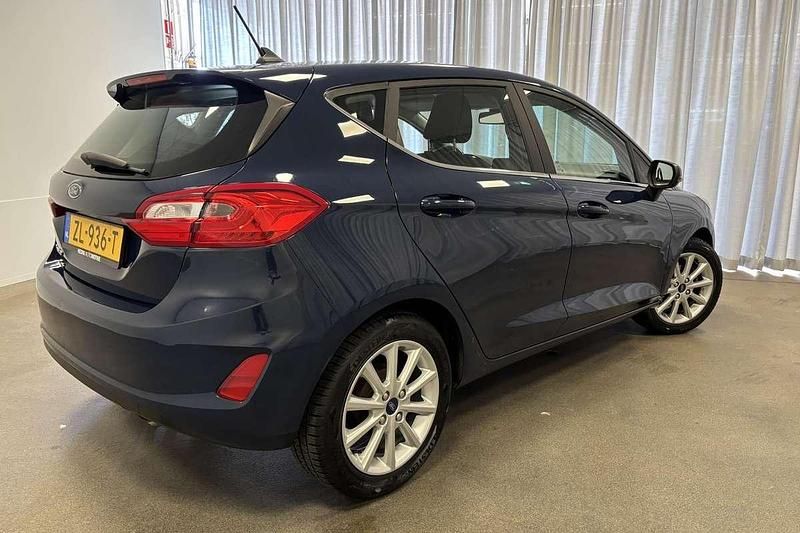 Occasion Ford Fiesta Titanium 101 PK (74 kW) 2019 Blauw Hatchback