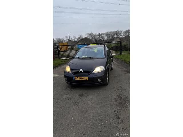 Blauw Gebruikt 2003 Citroën C3 Exclusive Hatchback | € 1.500 (Goede deal) - Afbeelding 1/4