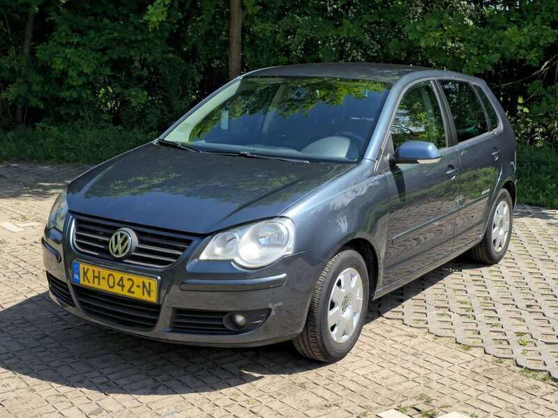 Grijs Gebruikt 2008 VW Polo Trendline Hatchback | € 1.500 (Super prijs) - Afbeelding 1/4