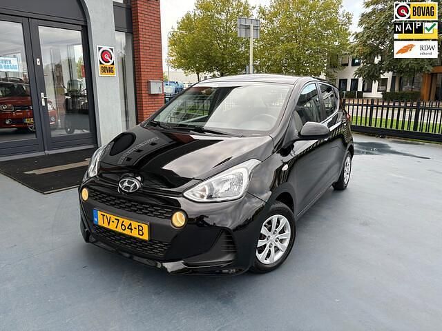 Zwart Gebruikt 2018 Hyundai i10 Comfort Hatchback | € 8.999 (Eerlijke prijs) - Afbeelding 1/4