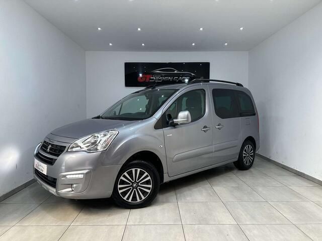 Grijs Gebruikt 2018 Peugeot Partner Style MPV | € 12.499 (Eerlijke prijs) - Afbeelding 1/4