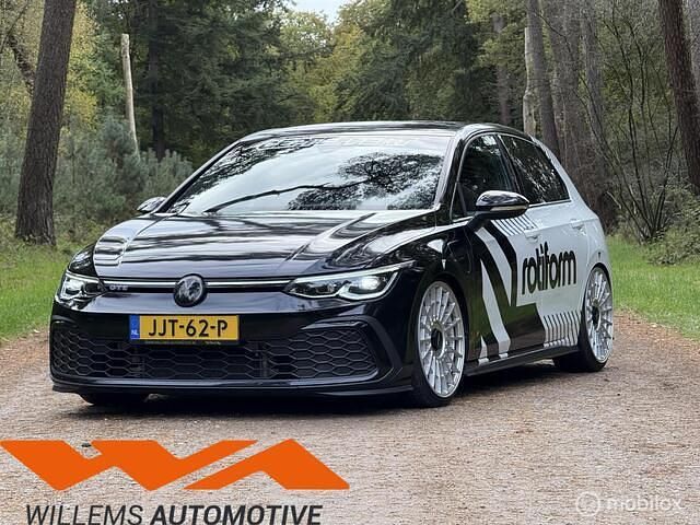 Wit Gebruikt 2021 VW Golf VIII GTE Hatchback | € 24.995 (Eerlijke prijs) - Afbeelding 1/4