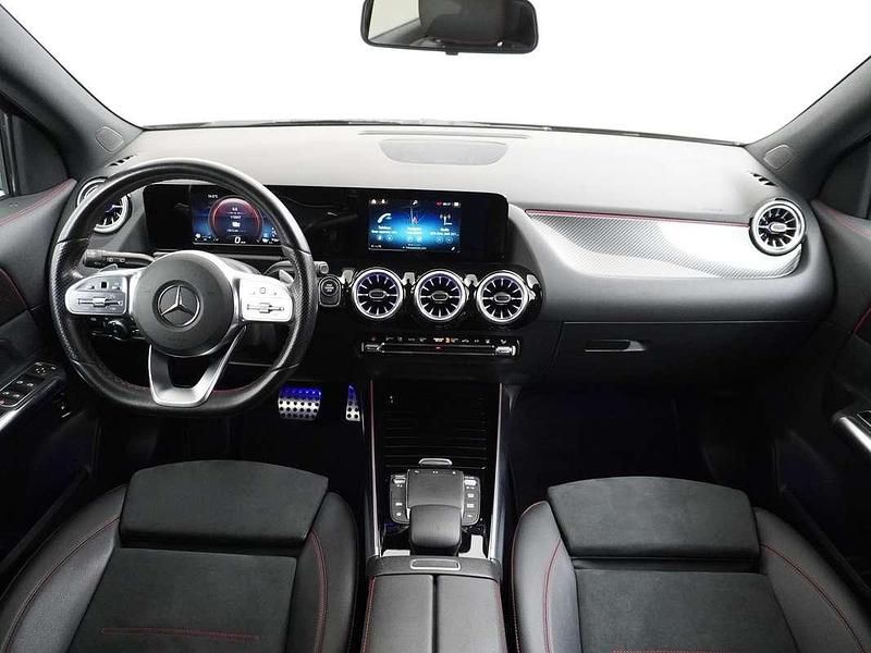 Occasion Mercedes GLA250 AMG line 218 PK (160 kW) 2021 Zwart SUV