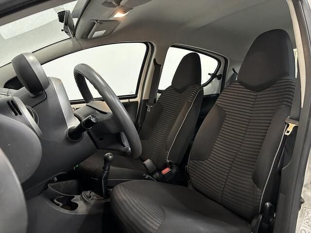 Occasion Peugeot 107 Active 68 PK (50 kW) 2014 Wit Hatchback