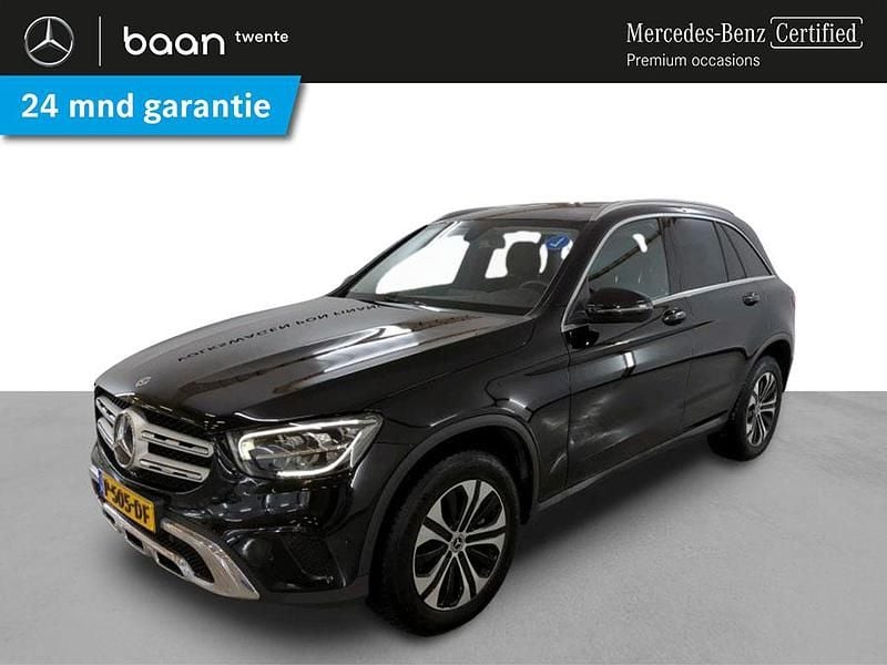 Zwart Occasion 2022 Mercedes GLC300 Business SUV | € 43.800 (Goede deal) - Afbeelding 1/4