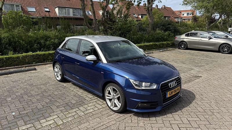 Blauw Gebruikt 2016 Audi A1 Sportback Sport Hatchback | € 13.950 (Eerlijke prijs) - Afbeelding 1/4