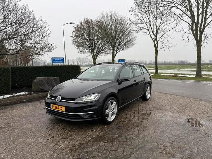 Gebruikt 2017 VW Golf VII Stationwagen | € 7.995 (Goede deal) - Afbeelding 1/4