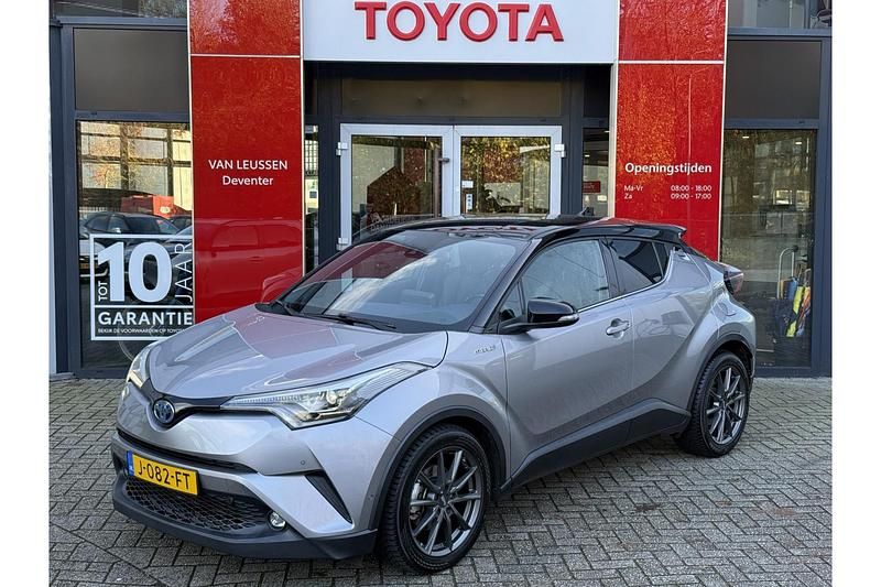 Grijs Gebruikt 2016 Toyota C-HR+ Premium SUV | € 17.499 - Afbeelding 1/1