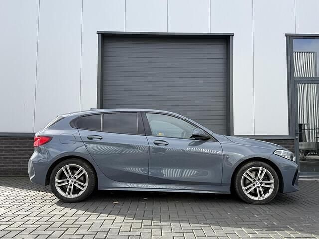 Occasion BMW 118 M Sport 136 PK (100 kW) 2022 Grijs Hatchback