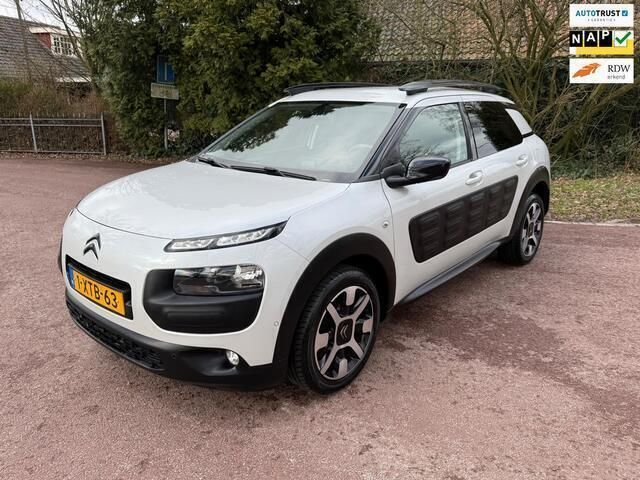 Wit, metallic lak Gebruikt 2014 Citroën C4 Cactus PureTech Hatchback | € 7.249 (Eerlijke prijs) - Afbeelding 1/4