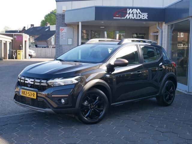 Zwart Gebruikt 2023 Dacia Sandero Extreme Hatchback | € 19.750 (Iets duurder) - Afbeelding 1/4