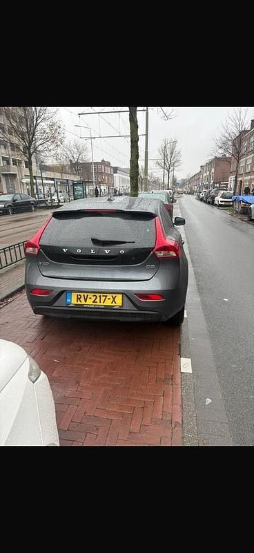 Occasion Volvo V40 R-Design 114 PK (83 kW) 2013 Grijs MPV