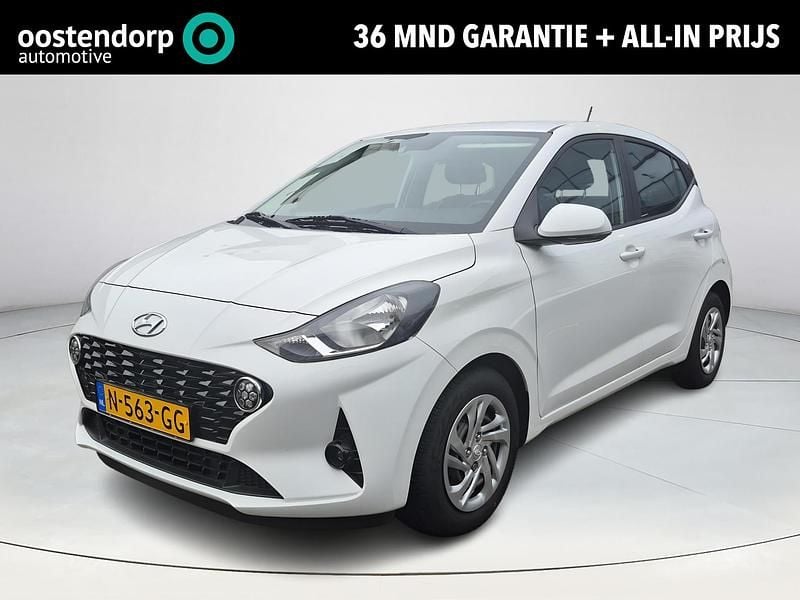 Wit Gebruikt 2021 Hyundai i10 Comfort Hatchback | € 13.340 (Eerlijke prijs) - Afbeelding 1/4