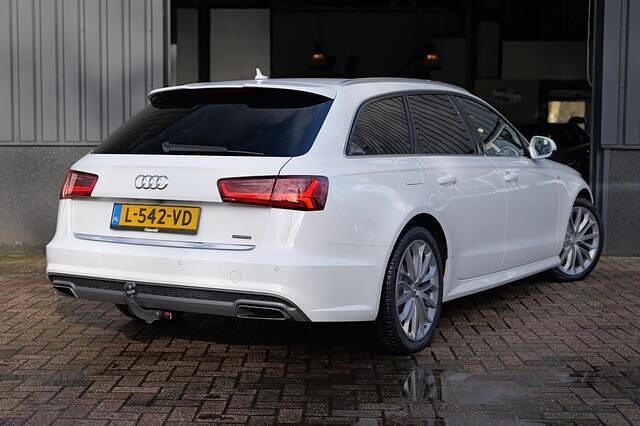 Occasion Audi A6 S-Line 252 PK (185 kW) 2017 Wit (metallic) Stationwagen