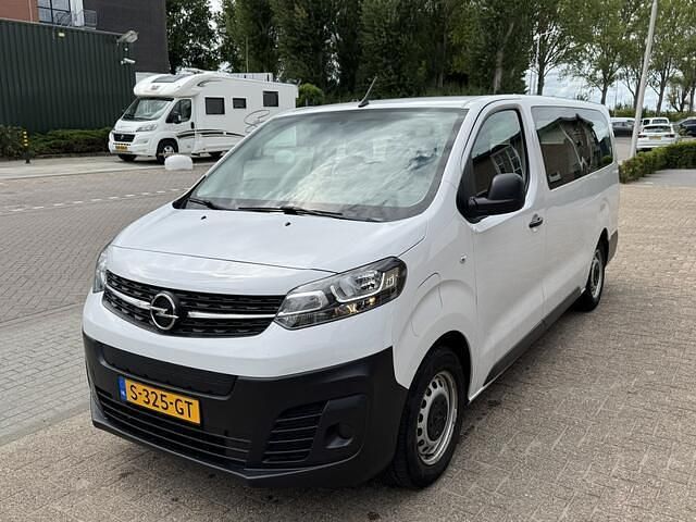Wit Gebruikt 2023 Opel Vivaro-e Combi Van | € 24.750 (Super prijs) - Afbeelding 1/4