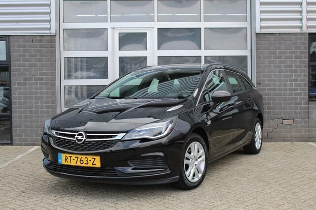 Zwart, metallic lak Gebruikt 2018 Opel Astra Business Stationwagen | € 10.950 (Eerlijke prijs) - Afbeelding 1/4