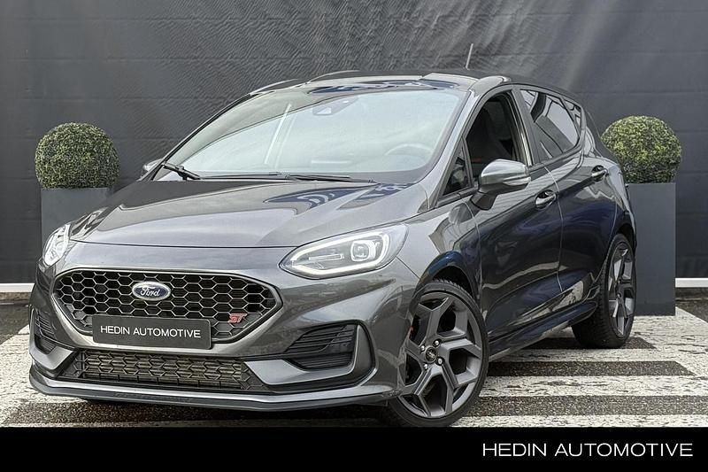 Grijs Gebruikt 2022 Ford Fiesta ST Hatchback | € 27.945 (Duur) - Afbeelding 1/4