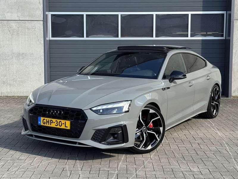 Grijs Gebruikt 2021 Audi A5 Sportback S-Line Hatchback | € 37.950 (Eerlijke prijs) - Afbeelding 1/4