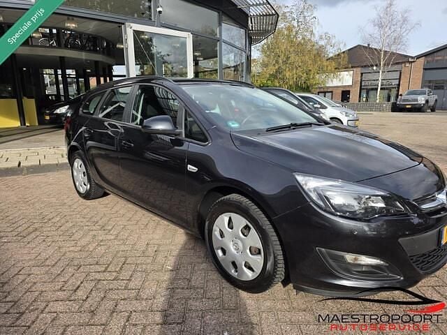 Occasion Opel Astra Edition 101 PK (74 kW) 2015 Zwart Stationwagen