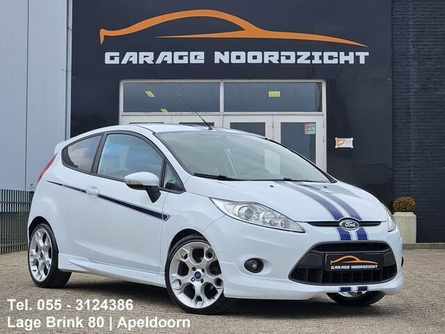 Wit Gebruikt 2011 Ford Fiesta Metall Hatchback | € 7.450 (Iets duurder) - Afbeelding 1/4