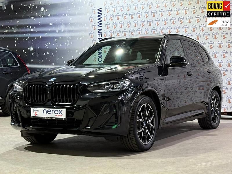 Zwart Occasion 2023 BMW X3 Executive SUV | € 48.795 (Eerlijke prijs) - Afbeelding 1/4