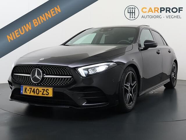 Zwart Gebruikt 2021 Mercedes A160 Business Hatchback | € 21.995 (Eerlijke prijs) - Afbeelding 1/4