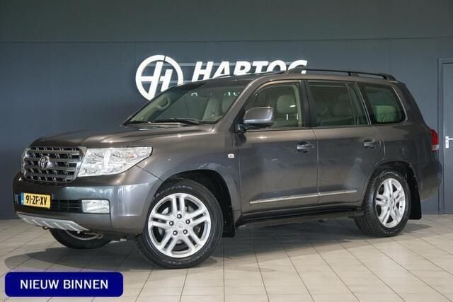 Grijs Gebruikt 2008 Toyota Land Cruiser V8 Executive SUV | € 29.945 - Afbeelding 1/4