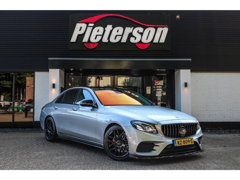Grijs Gebruikt 2016 Mercedes E220 Prestige Sedan | € 27.950 (Iets duurder) - Afbeelding 1/4