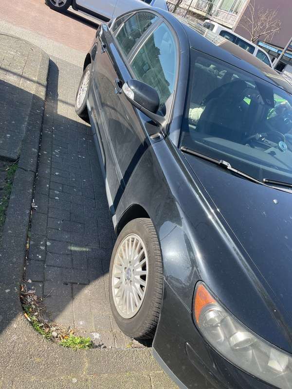 Zwart Gebruikt 2007 Volvo S40 Sedan | € 1.499 (Eerlijke prijs) - Afbeelding 1/4