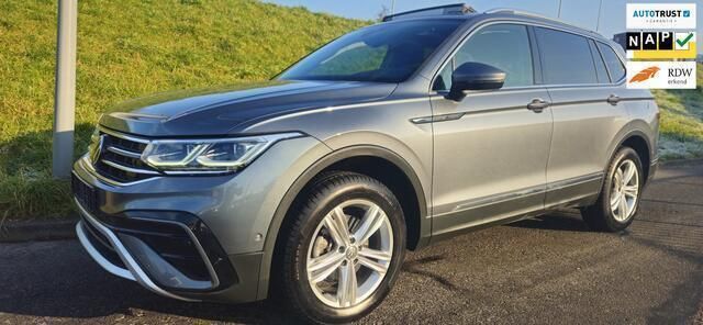 Grijs Gebruikt 2023 VW Tiguan Allspace Elegance SUV | € 41.450 (Goede deal) - Afbeelding 1/4