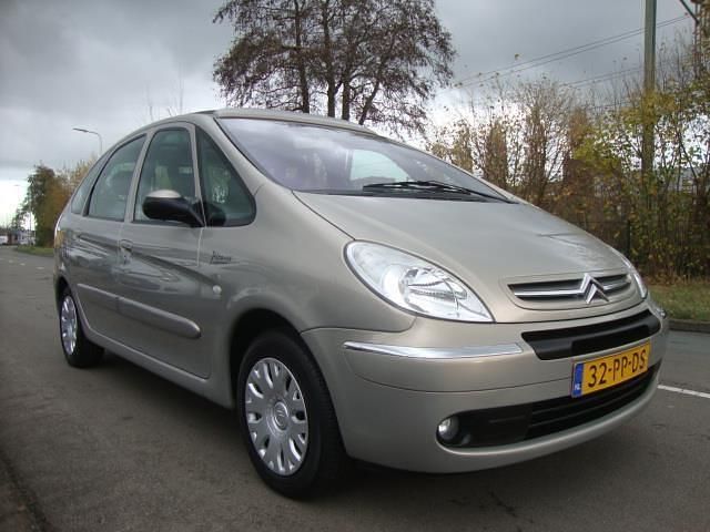 Occasion Citroën Xsara Picasso 116 PK (85 kW) 2004 Beige MPV