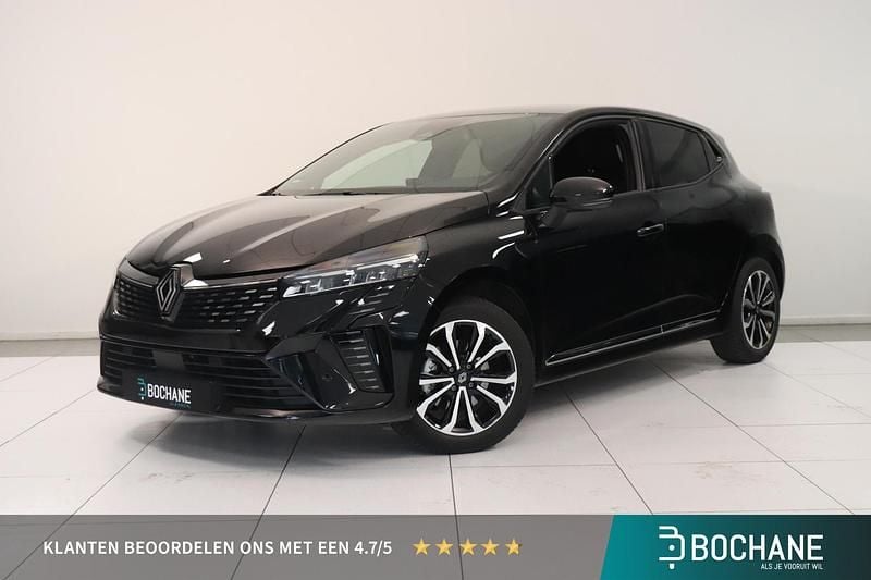Zwart Gebruikt 2023 Renault Clio V Techno Hatchback | € 23.195 (Eerlijke prijs) - Afbeelding 1/4