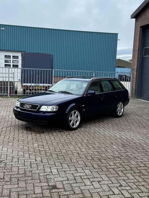 Blauw Gebruikt 1996 Audi S6 Stationwagen | € 17.500 - Afbeelding 1/4